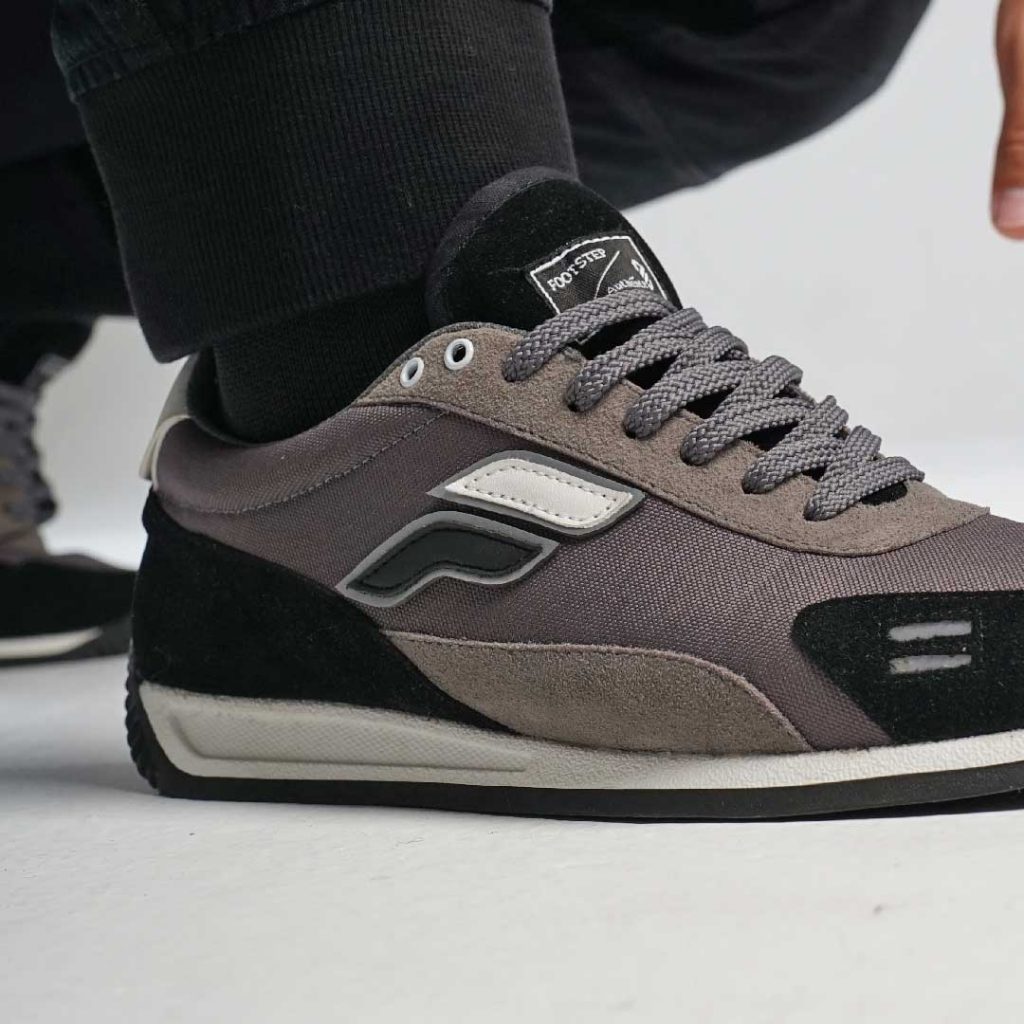 Footstep Footwear